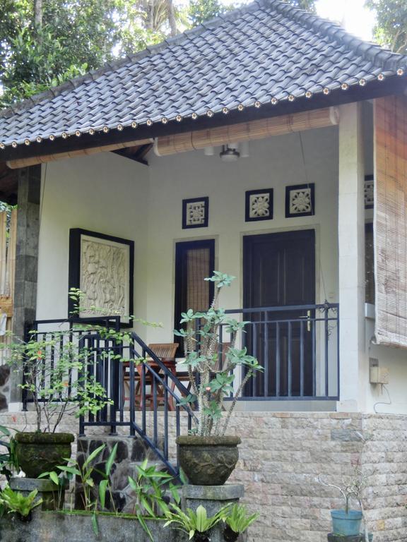 Latugu Homestay Ubud Стая снимка